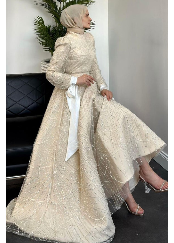 Victoria Kolu Fiyonk Boncuk İşlemeli Abiye Krem