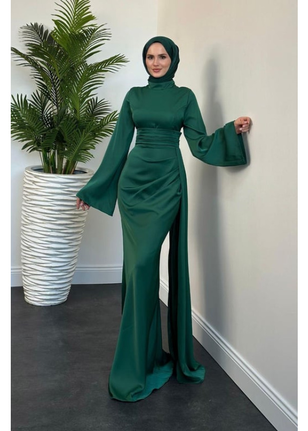 Arabella Pelerinli Saten Balık Abiye Zümrüt