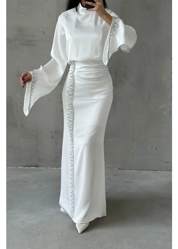 Lissa Dökümlü Kol Işıltılı İşlemeli Saten Abiye Beyaz